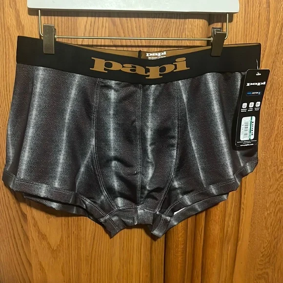 Papi - Picture 2 of 5